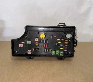2007 Dodge Caliber Fuse Relay Box Integrated Power Module TIPM OEM P04692207AE - Picture 1 of 3