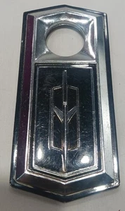 1976 77 Oldsmobile Cutlass Supreme Trunk Lock Emblem GM 1723424 723424 - Bild 1 von 3