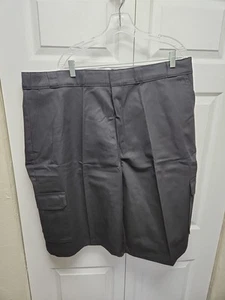 Dickies Men’s Loose Fit Cargo Work Shorts, 13" in Black WR888BK 44 Waist - Bild 1 von 5