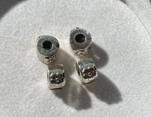 Chamilia sterling silver 925 hibiscus flower bracelet charm clip lock - Picture 1 of 2