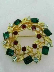2.70Ct Emerald Simulated Emerald Pretty Circle Brooch Pin 14K Yellow Gold Plated - Picture 1 of 9
