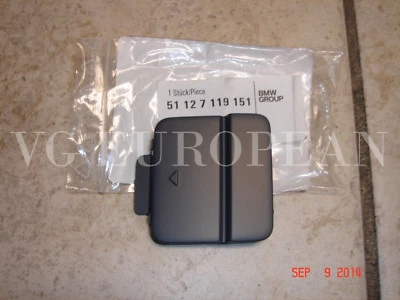 Cubierta de gancho de remolque para parachoques trasero genuino BMW E60 serie 5 525i 530i 545i 550i NUEVO Foto 1 de 2