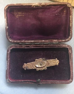 Victorian Cannetille 9ct Rich Yellow Gold Brooch, C hook clasp, 1.3grams of Gold - Picture 1 of 6