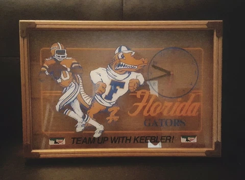 Vtg University of Florida Gators Wall Clock Wood UF Keebler Working Condition Cover