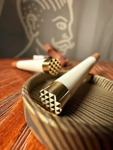 Black Cross LTD JRW Gear Rituale Sovietico Lino Ottone Curatore EDC Artisan Sigaretta - Foto 1 di 4
