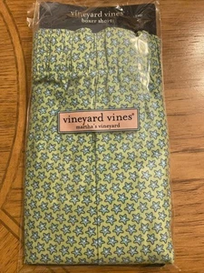 NEW VINEYARD VINES Men's Boxer Shorts Star Print Size S Marthas Green - Picture 1 of 3
