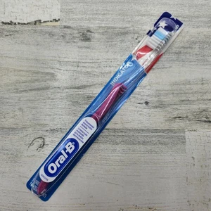 Oral B Soft Full Toothbrush Indicator Straight Bristles Pink - Picture 1 of 4