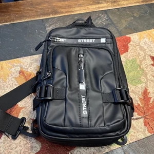 Men's Sling Crossbody Chest Shoulder Messenger Backpack USB Port 5 Pockets - Picture 1 of 11