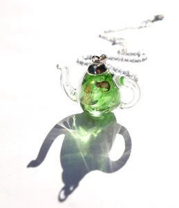 Alice in wonderland teapot pendant/necklace. - Picture 1 of 2