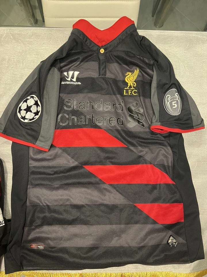 库蒂尼奥战士球衣利物浦冠军联赛客场黑色套装正品 — 第 1/4 张图片
