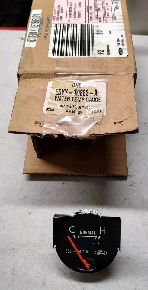 NOS Genuine Ford Temp TEMPERATURE GAUGE E5VY-10883-A - Image 1 of 1