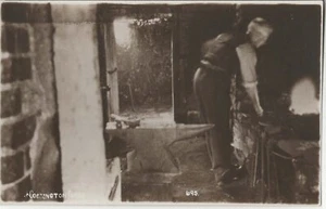 MATT RP POSTAL HERRERO TRABAJANDO EN COCKINGTON FORGE C1910 SERIE STUARTS RP - Imagen 1 de 2
