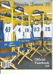 1986 Milwaukee Brewers Yearbook Robin Yount Paul Molitor Cecil Cooper Dale Sveum