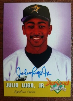 JULIO LUGO JR 1999 DIAMOND AUTHENTICS SIGNED ON CARD ROOKIE AUTO #16 RARE!! - Image 1 of 2