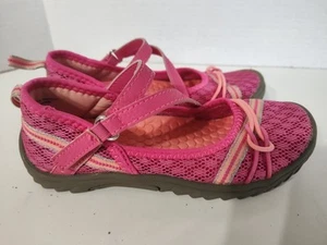 SO Kohls "HOLLY " Girls  Pink Shoes Closed Toe 13 M - Picture 1 of 8