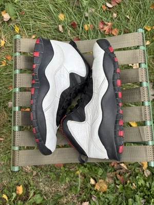 Air Jordan 10 Retro “Chicago” 2012 310805-100 Talla 7.5 Blanco/Negro/Rojo Foto 1 de 4