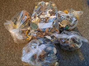 CADBURY YOWIES HUGE MIXED LOT 276 ANIMAL FIGURES YOWIE CHARACTERS - Picture 1 of 6