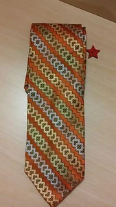 CORBATA ZIONETTI NARANJA AMARILLO AZUL SEDA GEOMÉTRICA DE DISEÑO PARA HOMBRE ENVÍO GRATUITO - Imagen 1 de 3