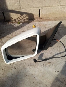 2010-2015 MERCEDES-BENZ DRIVER LEFT Side door Mirror GLK 350 WHITE OEM - Picture 1 of 4