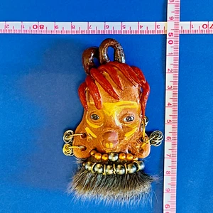 TANSANIA / AFRIKANISCHES MÄDCHEN / HANDGEFERTIGTER SOUVENIR KÜHLSCHRANKMAGNET - Bild 1 von 8