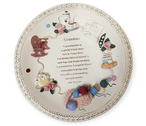 "Grandma is a special friend" message Decorative Plate 8" - Picture 1 of 2