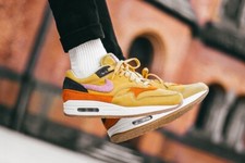 bacon air max 1