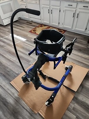 Entrenador de marcha Rifton Pacer K630 MEDIANO talla 3 150 lb. límite de peso Foto 1 de 4