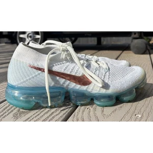 Nike Vapormax Flyknit Explorer 849557-104 Damengröße 8 weiß gold Laufschuhe - Bild 1 von 9
