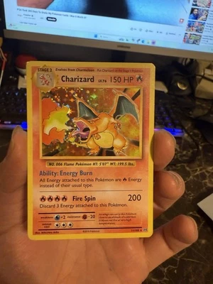 Charizard 11/108 Evolutions Holo - Image 1 of 4