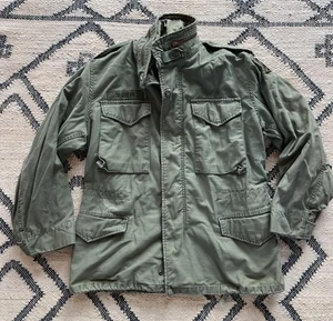 Chaqueta de Campo M65 De Colección Ejército de Estados Unidos Excedente Con Capucha Vietnam Años 60 OG Militar - Imagen 1 de 16