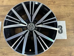 1 x alloy rim lines original VW Golf 7 5G0601025CD rim 6.5Jx16 ET46 - Picture 1 of 4