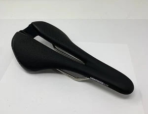 Bontrager Montrose Elite 138 Hollow Ti Saddle - Excellent Condition - Picture 1 of 5