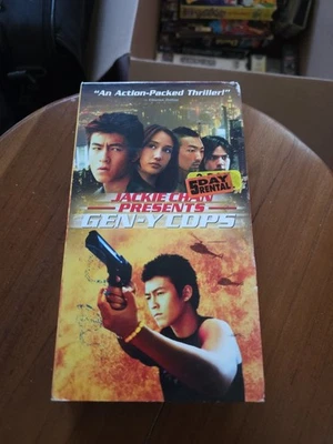 Jackie Chan Presents Gen-Y Cops VHS RARE - Imagem 1 de 4