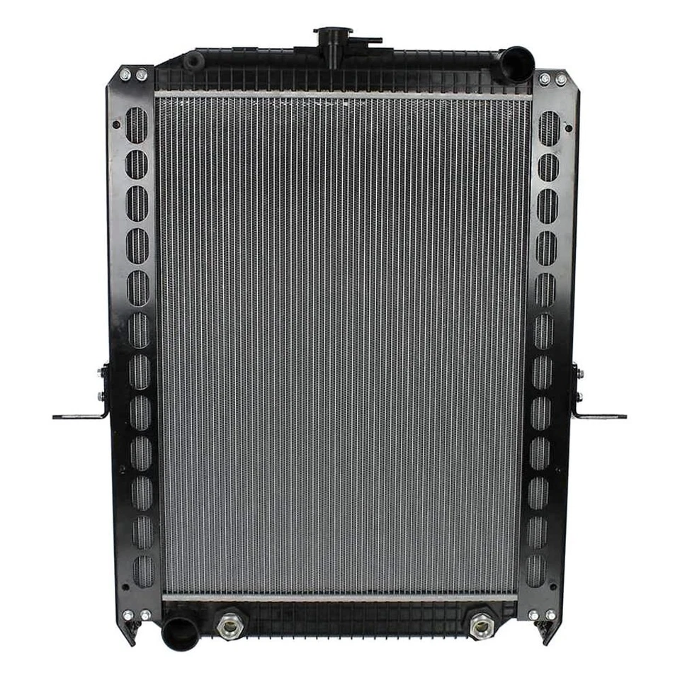 For UD 1800 2011-2013 Agility Engine Coolant Radiator — 第 1/1 张图片