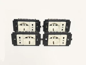 Lotto 8 prese Gewiss SYSTEM WHITE GW 20246 - GW 20203 + supporto 3 posti - Foto 1 di 4