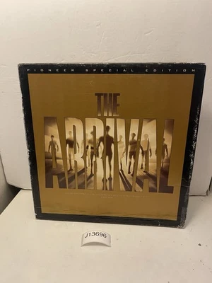 The Arrival - Pioneer Special Edition - Laserdisc Box Set - Image 1 of 4