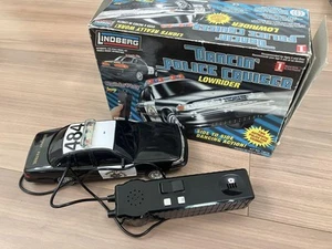 Lindberg Dancin' Police Cruiser - Picture 1 of 10