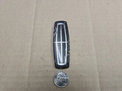 Lincoln OEM Negro y Cromo 3 3/8" Alto Vintage Emblema Insignia Logo Placa de Identificación Nombre Foto 1 de 3