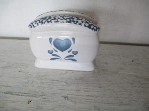 Vintage Jay Imports Corelle Blue Heart Sponge Napkin Holder - Picture 1 of 3