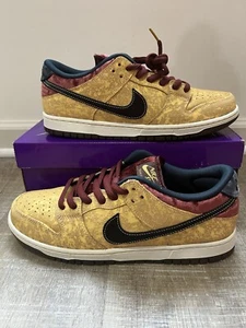 Taglia 11,5 - Nike Dunk Low SB 'City of Cinema' (FZ1278-200) in mano - Foto 1 di 6