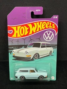 Hot Wheels HW MOC SEALED 2022 VW Volkswagen Series Custom '69 Squareback Blue 2/ - Bild 1 von 3