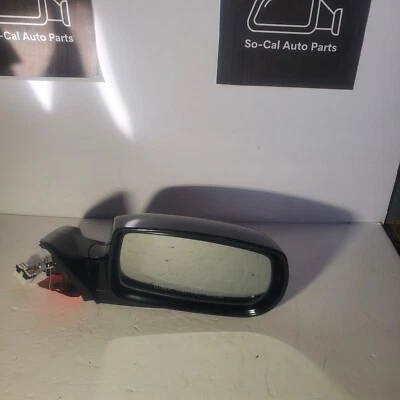 027375 | Espejo retrovisor derecho Hyundai Genesis Coupe 2010-16 señal de giro OEM plateado derecho Foto 1 de 4