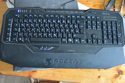 Roccat Isku FX (ROC-12-700) Illuminated Gaming-Tastatur | QWERTZ Layout - Bild 1 von 4