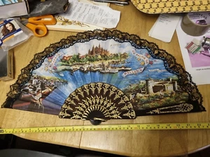 Vintage Mallorca Souvenir Plastic Hand Fan With Lace Edging RECUERDO 23" - Picture 1 of 15