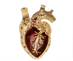 Red Heart Crystal Zircon Brooch, High-Grade Luxury Custom Collection Brooch - Picture 1 of 4