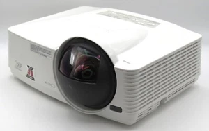 Mitsubishi WD380U-EST DLP Projector 1080p 3000:1 - 1781 Lamp Hours - Picture 1 of 9