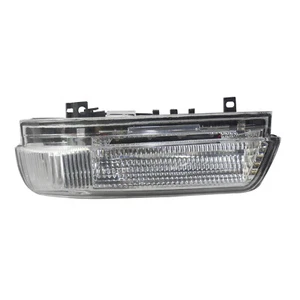 Side Mirror Turn Signal Light Right For Mitsubishi Pajero Montero Shogun 2007-14 - Picture 1 of 8