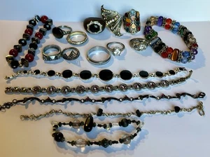 Lot Of 10 Costume Rings & 7 Bracelets 17pcs Pre Owned 6oz Variety Untested - Picture 1 of 24
