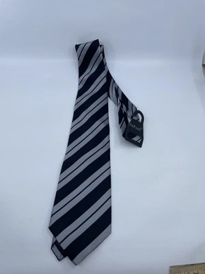 Rafael Rome New York 100% Silk Gorgeous Gray/Black Graphic Print Necktie 4" Wide - Image 1 of 4