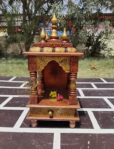 Templo de madera acabado dorado cobre mandir hecho a mano hindú Pooja Mandap arte indio - Imagen 1 de 6